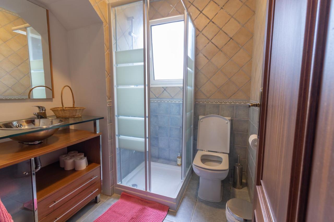 فندق Casa Da Margarida - Area Privada Na Casa Da Anfitria Ponta Delgada المظهر الخارجي الصورة